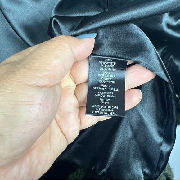 NWT - Regal, Faux Fur Printed Rabbit Long Coat. Size: XS. - Picture 11 of 12